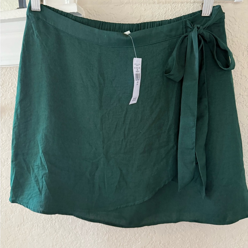 NWT American Eagle silky Wrap Skort (M)